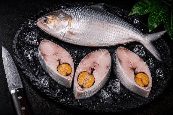 Hilsa/Ilish Bangali Cut (Size 1kg-1.25kg)